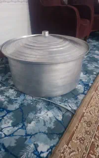 دیگ بزرگ