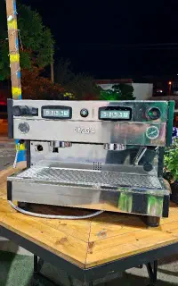 قهوه ساز صنعتی دو گروپ
