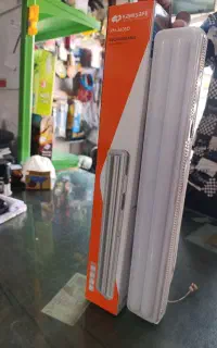 چراغ شارژی کامی سیف مدل KM-7605D