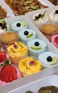 انواع فینگر فود برای مهمانی.سینی مزه.حلوا.خرما.