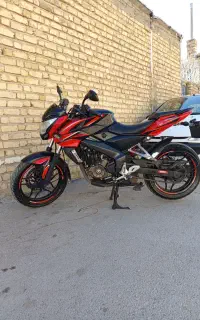 ns 200