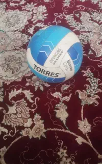 توپ والیبال