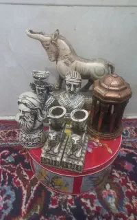 مجسمه و جا عودی