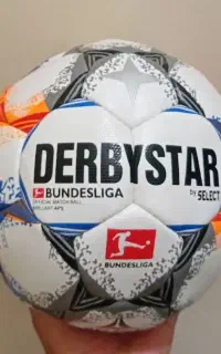 توپ فوتبال DERBYSTAR سایز 5