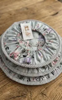 سرویس دمکنی و پیشبند ۱۱ پارچه جهیزیه عروس