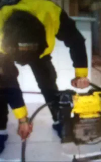 لوله بازکنی و تخلیه چاه کل دشتستان تنکستا مناسب 24