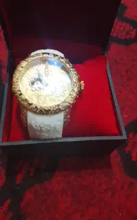 یک عدد ساعت اسپورت مردانه invicta