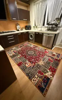 فرش دستباف تکه دوزی