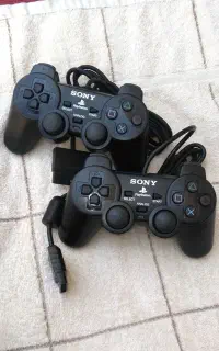 دو عدد دسته پلی استیشن 2 / ps2