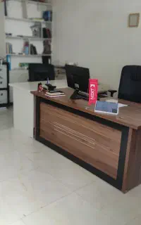 شرکت خدماتی آذر انارک ( نظافت)