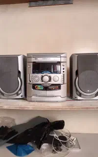 دستگاه پخش کننده CDوکاست