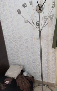 ساعت ایستاده