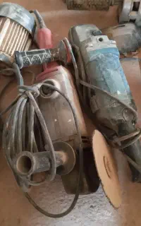 فروش دوعدد سنگ فرز بزرگ اهنگری