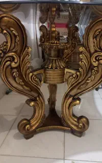 میز ناهار خوری در حد نو