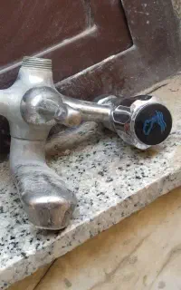 شیر حمام