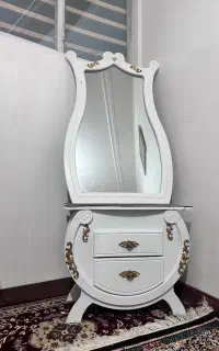 آینه کنسول