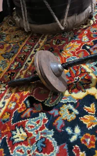سلام. یک عدد دمام ویک جفت سنج هست
