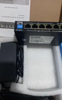 سوئیچ شبکه دی لینک DGS-F1006P-E
