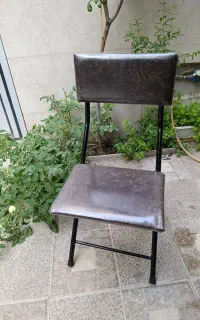 صندلی آهنی تاشو نو
