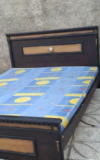 تخت خواب دو نفره