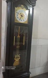 ساعت ایستاده چوبی
