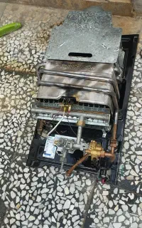 تعمیرات تخصصی آبگرمکن بخاری وکولردرمنزل