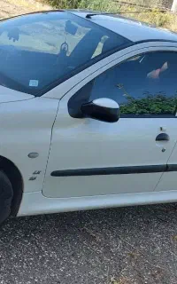 206sd.v8 فول در حد خشک.۵۱ هزار کار