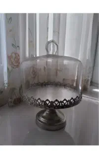 کیک خوری پایه دار