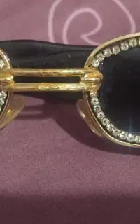 عینک آفتابی سالم در حد نو