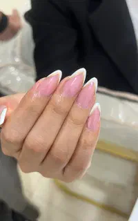 دستیار ناخنکار