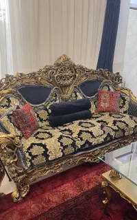 مبل ۹نفره همراه میز عذاخوری۸نفره