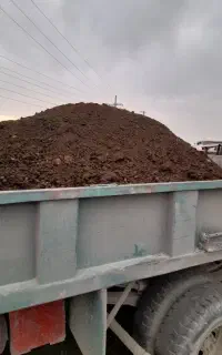 خاک باغچه و کود حیوانی