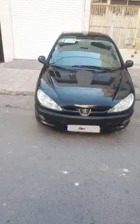 ۲۰۶ وی ۸