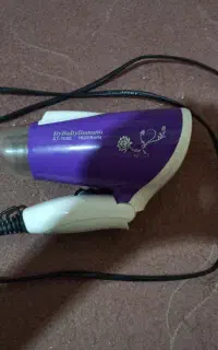 سشوار تاشو