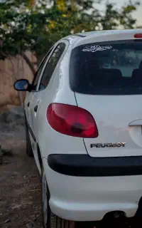 خودرو 206