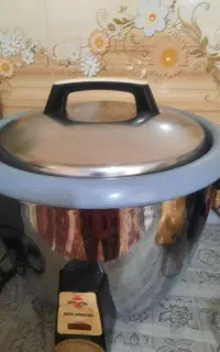 پلوپز۱۲نفره پارس خزر  جنس خوب در حد نو