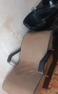 سرشور،و صندلی ارایشگاه