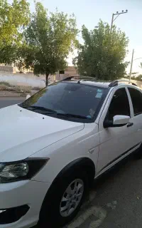 کویک R  ۴۰۳ سفید مشکی