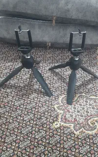 هولدرایستاده موبایل و دوربین
