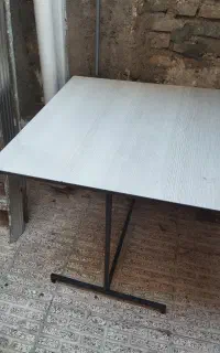 میز