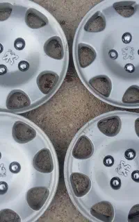 ۴عدد قالپاق پژو پارس رینگ ۱۴