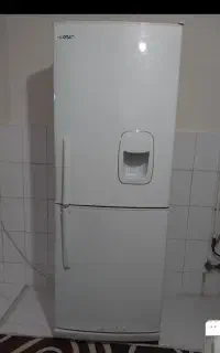 یک عدد یخچال هونام