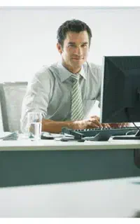 استخدام نیرو کاری