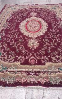 تعدادی فرش وکناره