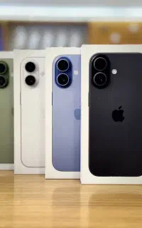 ایفون 17 Normal