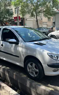 ۲۰۶ تیپ ۲ مدل ۹۰ خانگی و تمیز و کم کارکرد