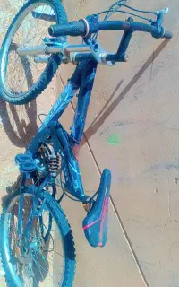 دوچرخه نیاز به تعمیر