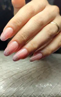 کاشت ناخن