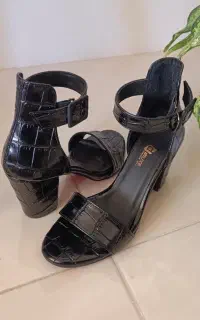 کفش مجلسی