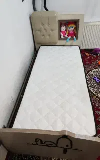 تخت خواب نوجوان